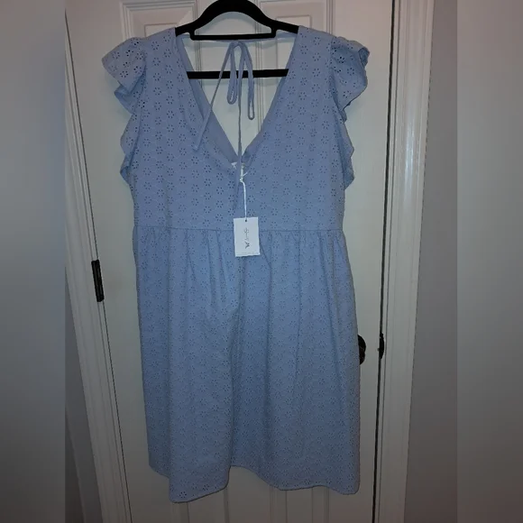 NWT Jessica Simpson Light Blue Backless Dress - Picture 2 of 12